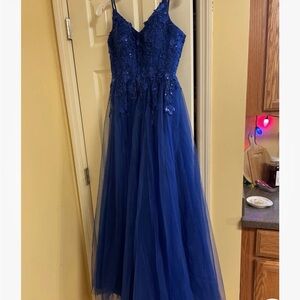 Elegant Blue Maxi Dress